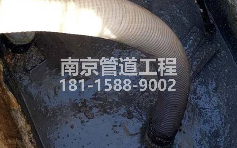 213百水家园抽粪