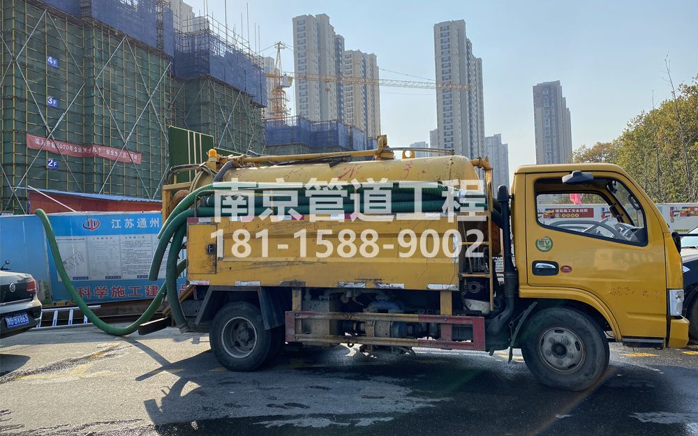 265百水家园建筑工地抽粪